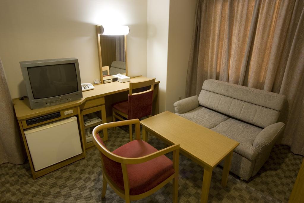 Unizo Inn Tokyo Asakusa Esterno foto