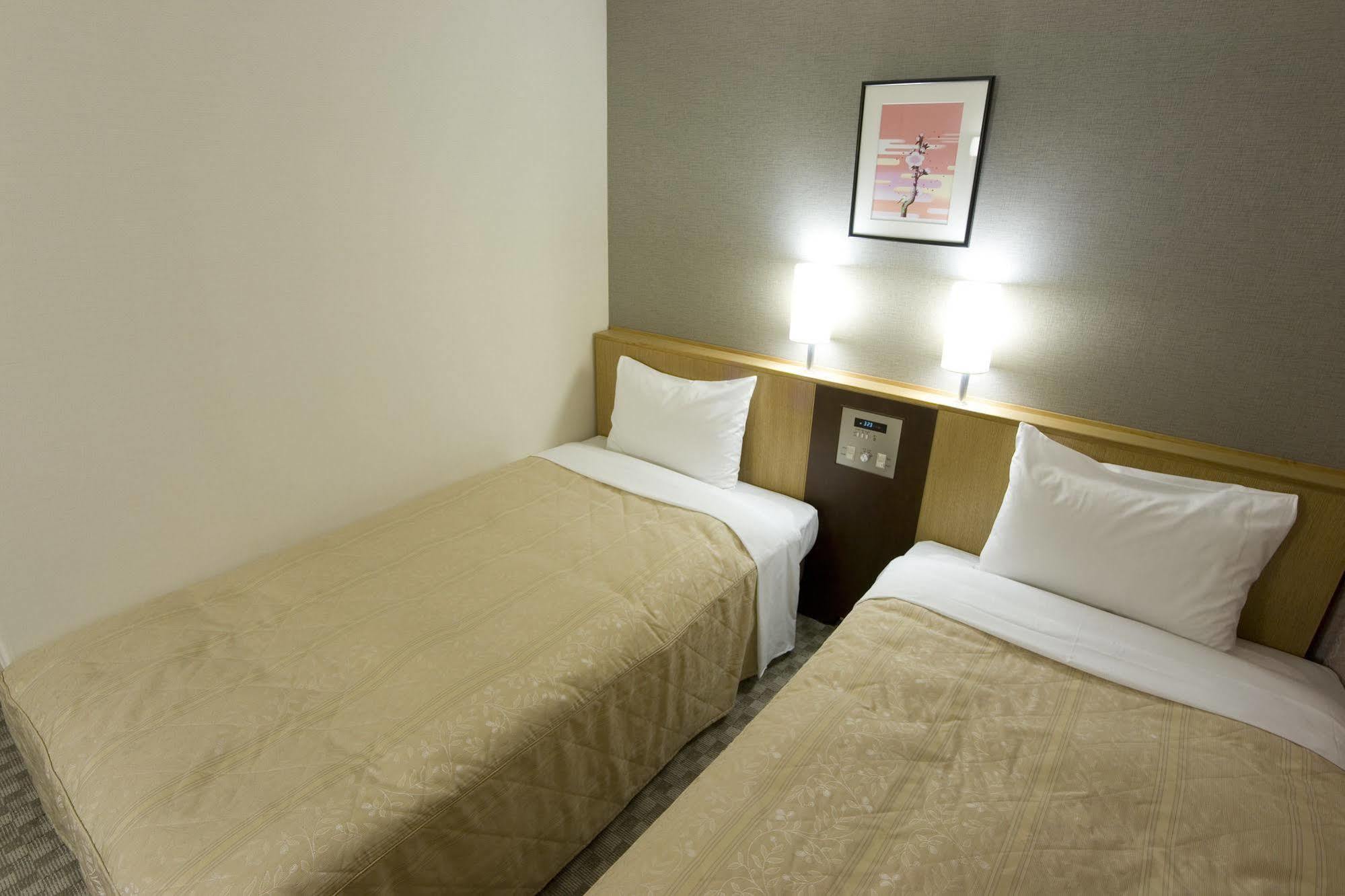 Unizo Inn Tokyo Asakusa Esterno foto